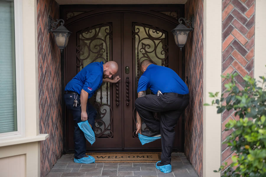 Plumbing & Rooter Services in  Downey, CA